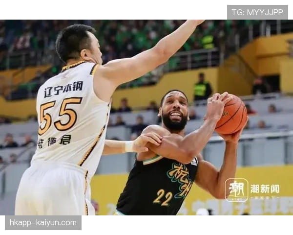 CBA季后赛首轮：辽宁男篮力克浙江东阳光，赵继伟关键三分锁定胜局